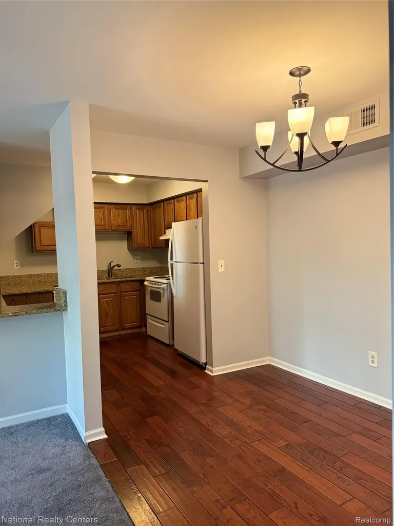 212 Pinewood Drive Plymouth City MI 48170