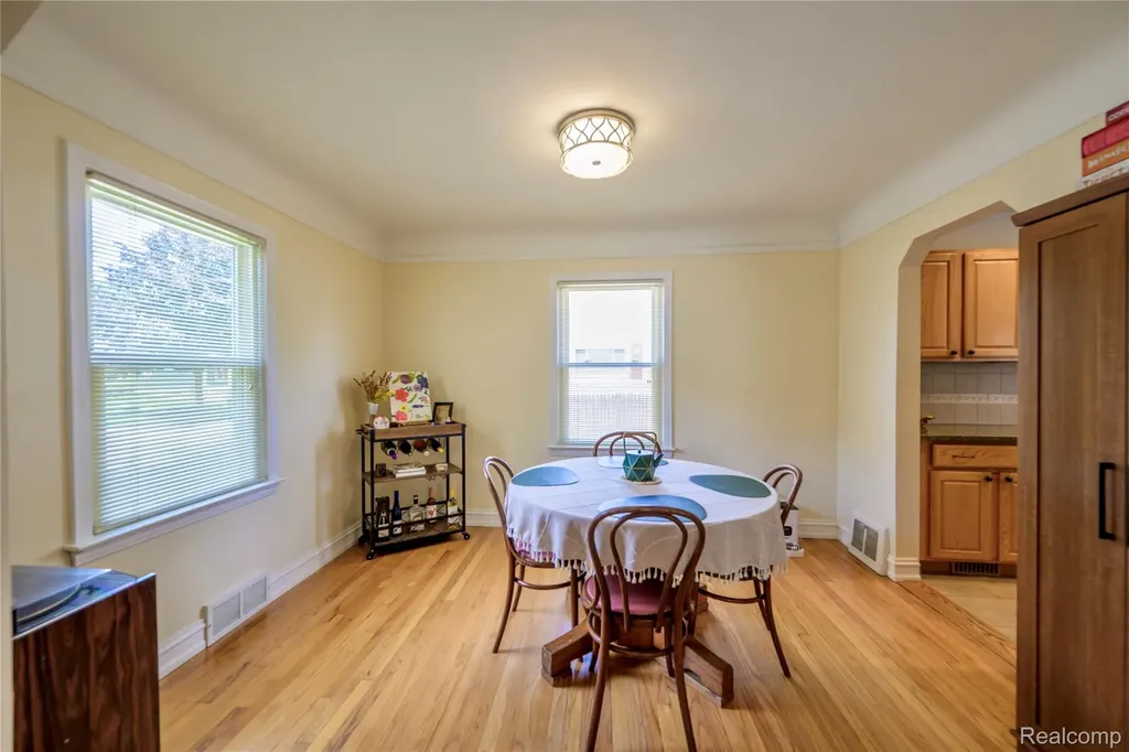 3566 Buckingham Avenue Berkley City MI 48072