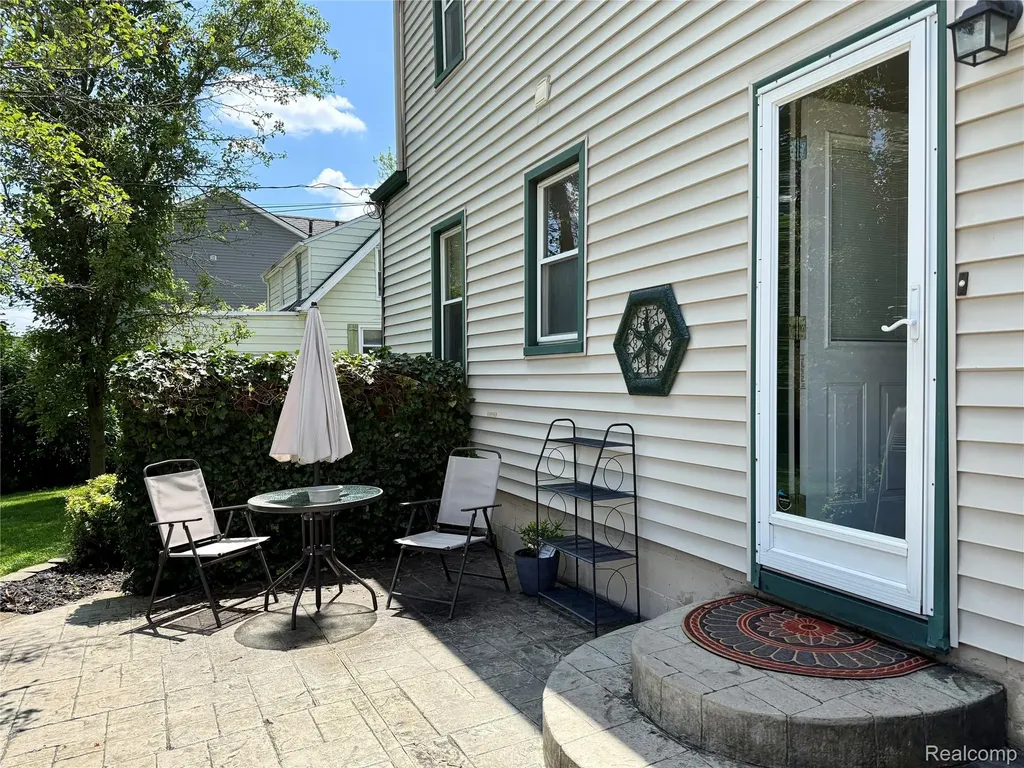3566 Buckingham Avenue Berkley City MI 48072