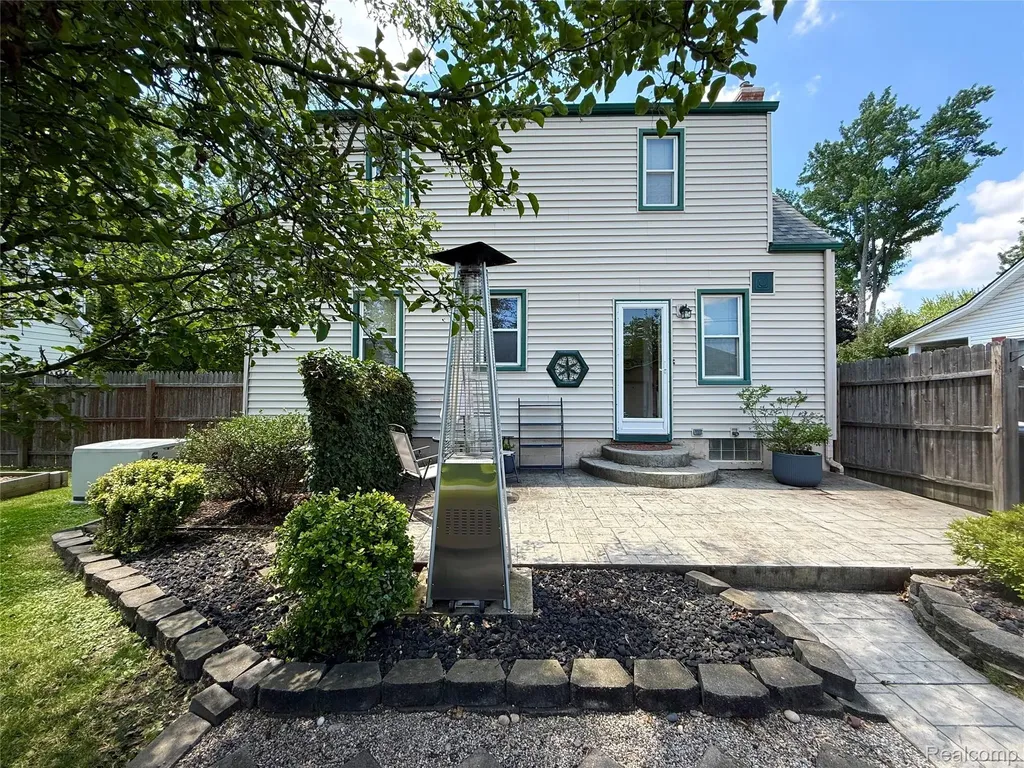 3566 Buckingham Avenue Berkley City MI 48072