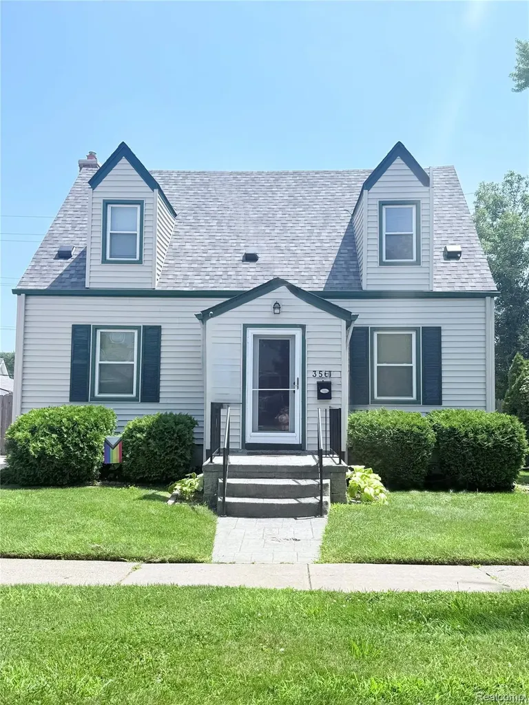 3566 Buckingham Avenue Berkley City MI 48072