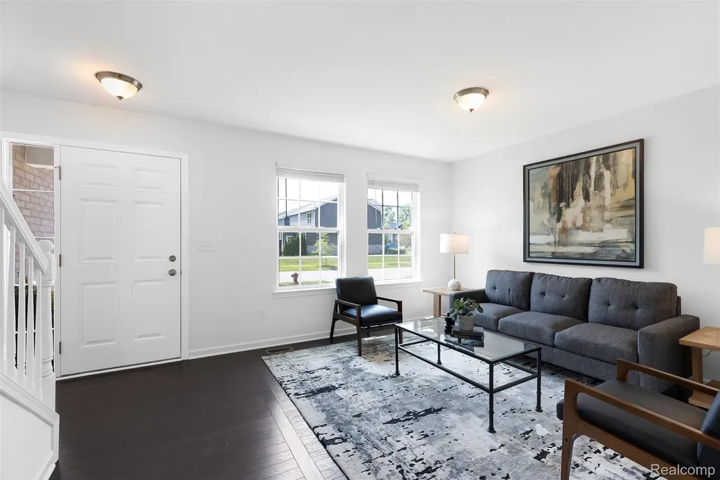 21422 Navarra Drive Lyon Charter Township MI 48178