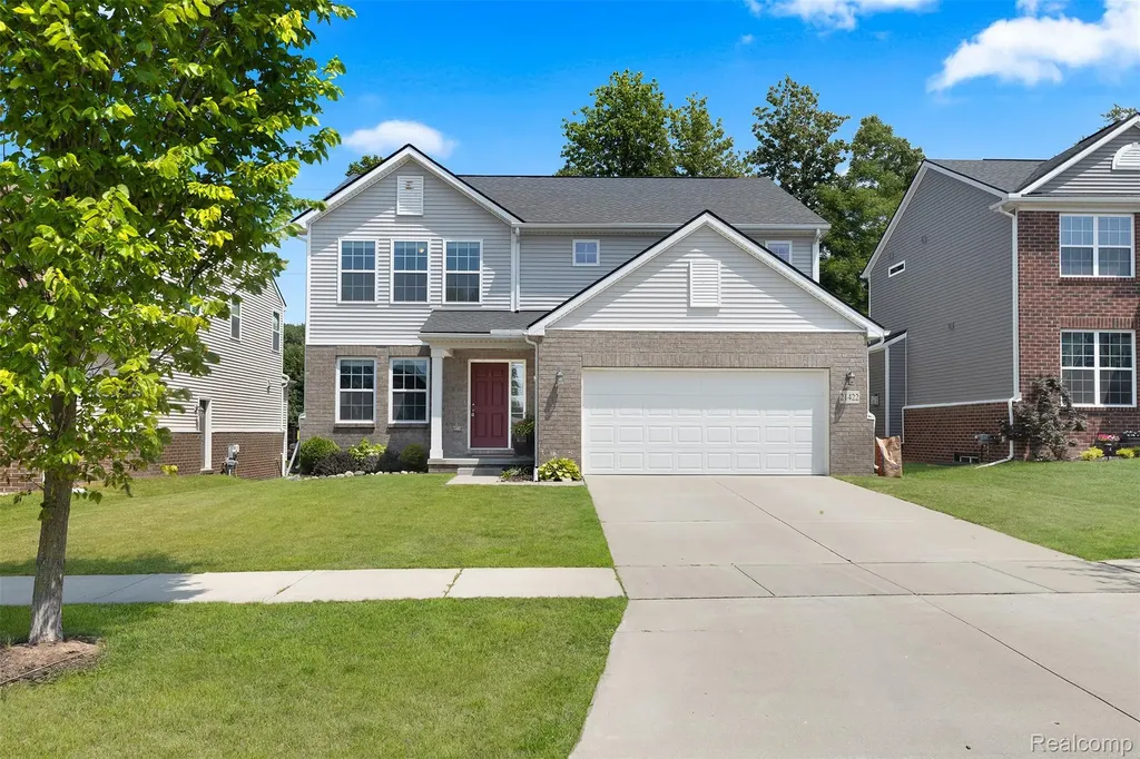 21422 Navarra Drive Lyon Charter Township MI 48178
