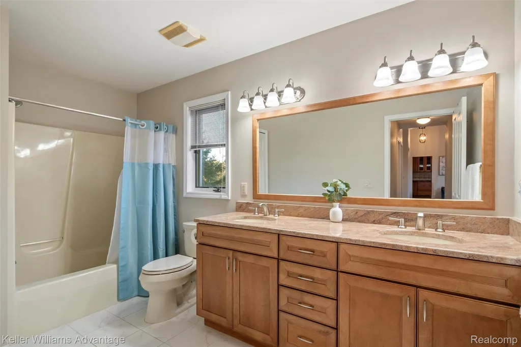 7498 Quail Ridge Drive Dexter City MI 48130