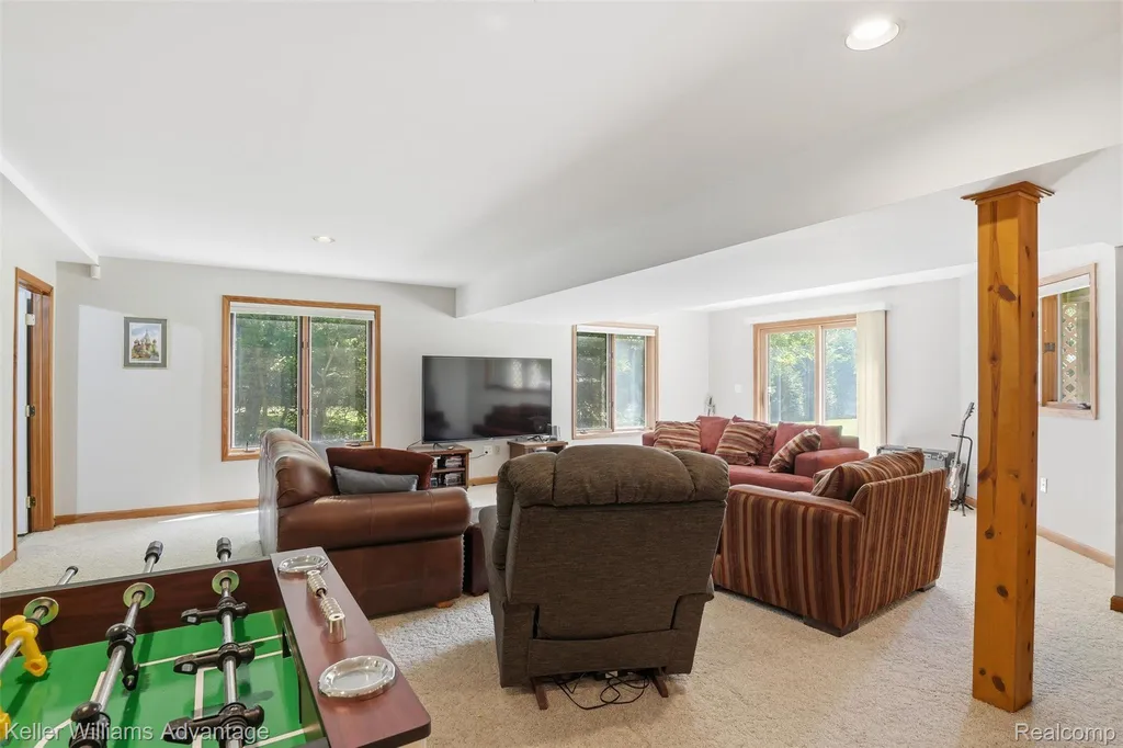 7498 Quail Ridge Drive Dexter City MI 48130