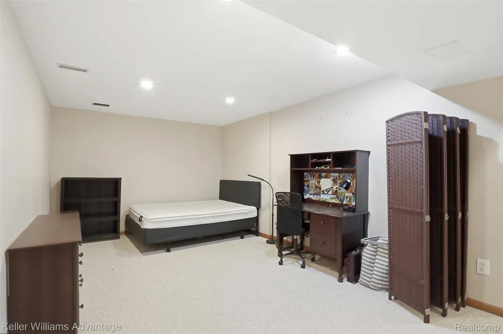 7498 Quail Ridge Drive Dexter City MI 48130