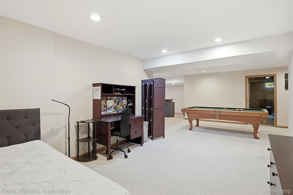 7498 Quail Ridge Drive Dexter City MI 48130