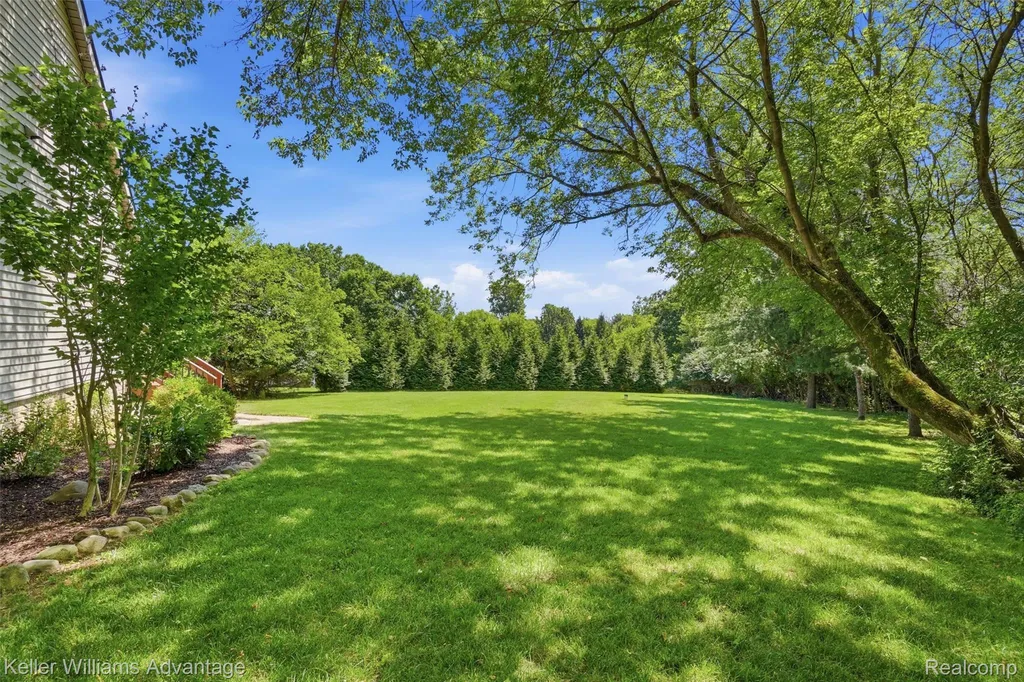 7498 Quail Ridge Drive Dexter City MI 48130
