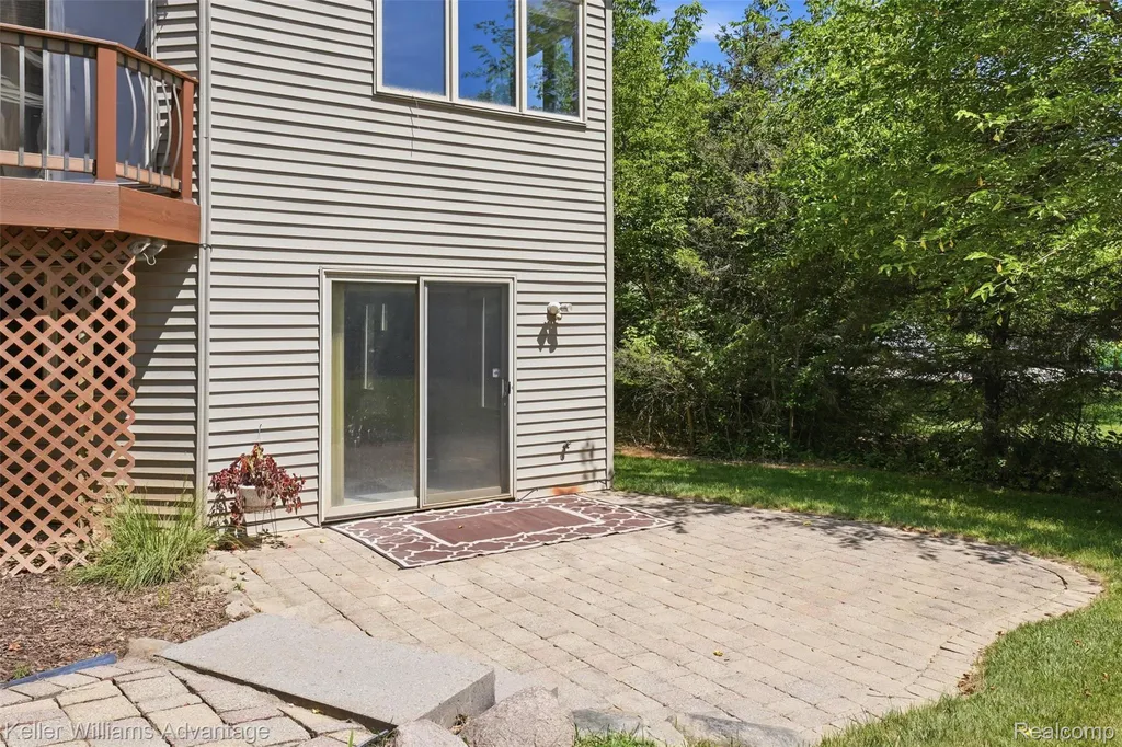 7498 Quail Ridge Drive Dexter City MI 48130
