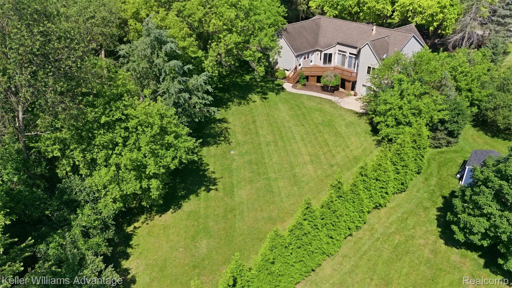 7498 Quail Ridge Drive Dexter City MI 48130