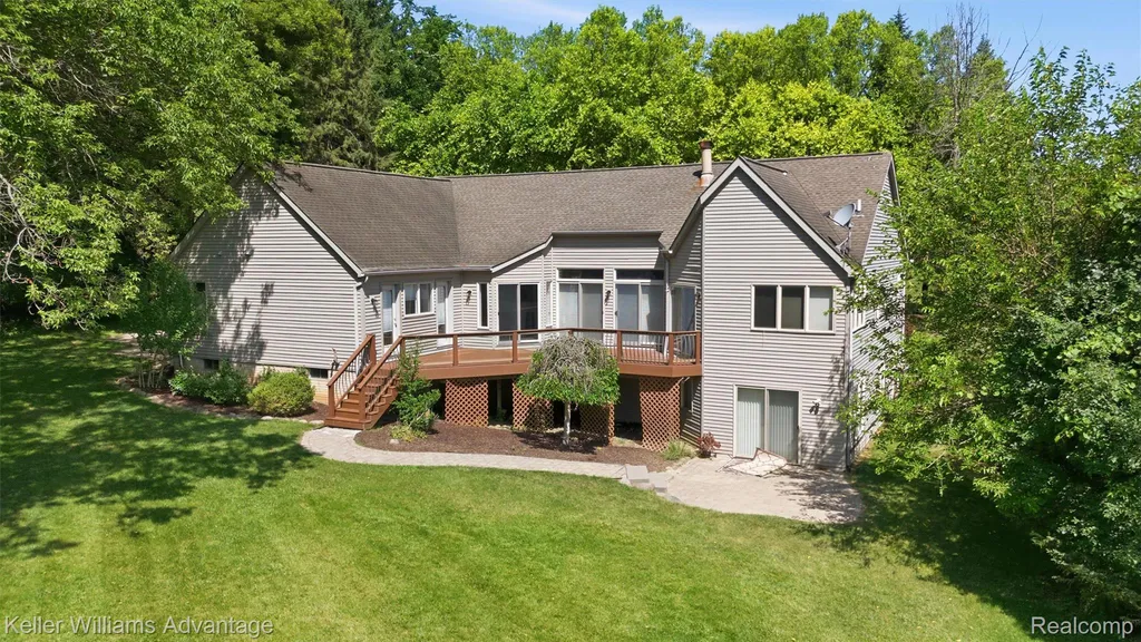 7498 Quail Ridge Drive Dexter City MI 48130