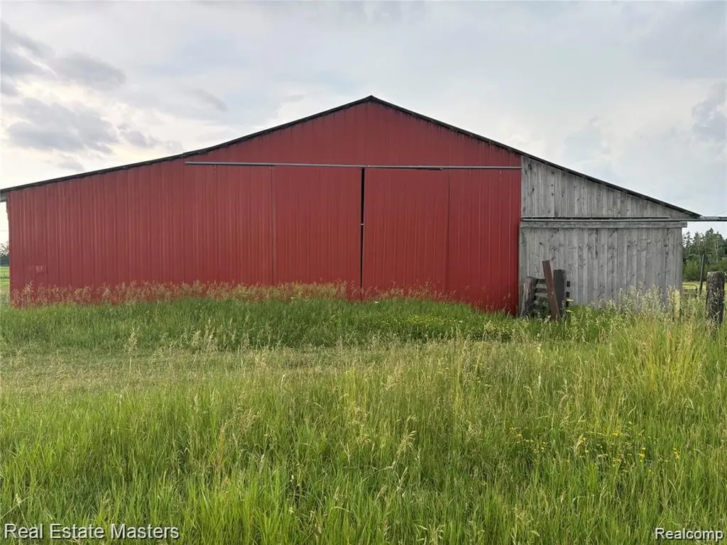 300 Hubert Caledonia Township MI 48762