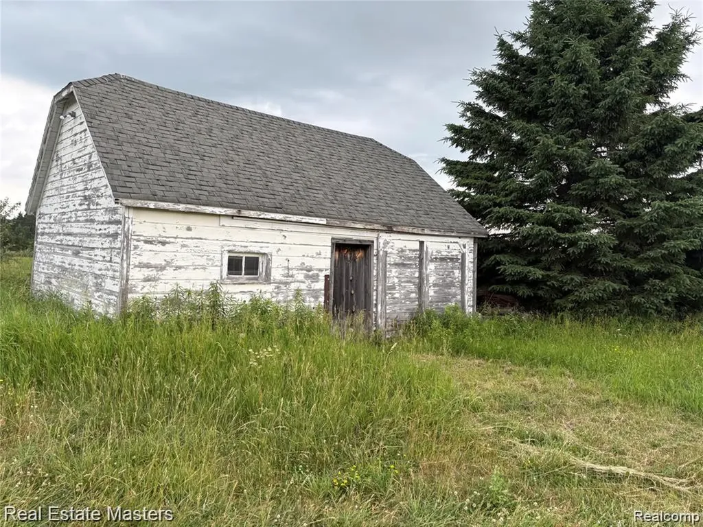 300 Hubert Caledonia Township MI 48762