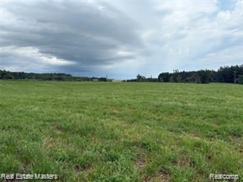 300 Hubert Caledonia Township MI 48762