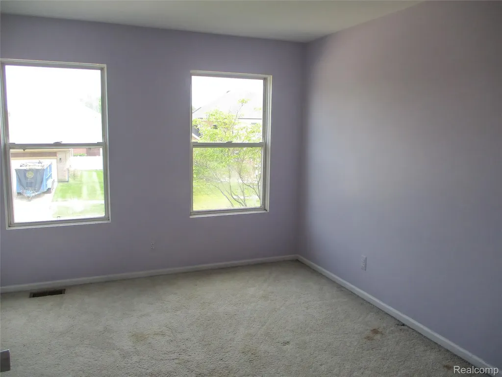 33443 Paoletti Fraser City MI 48026