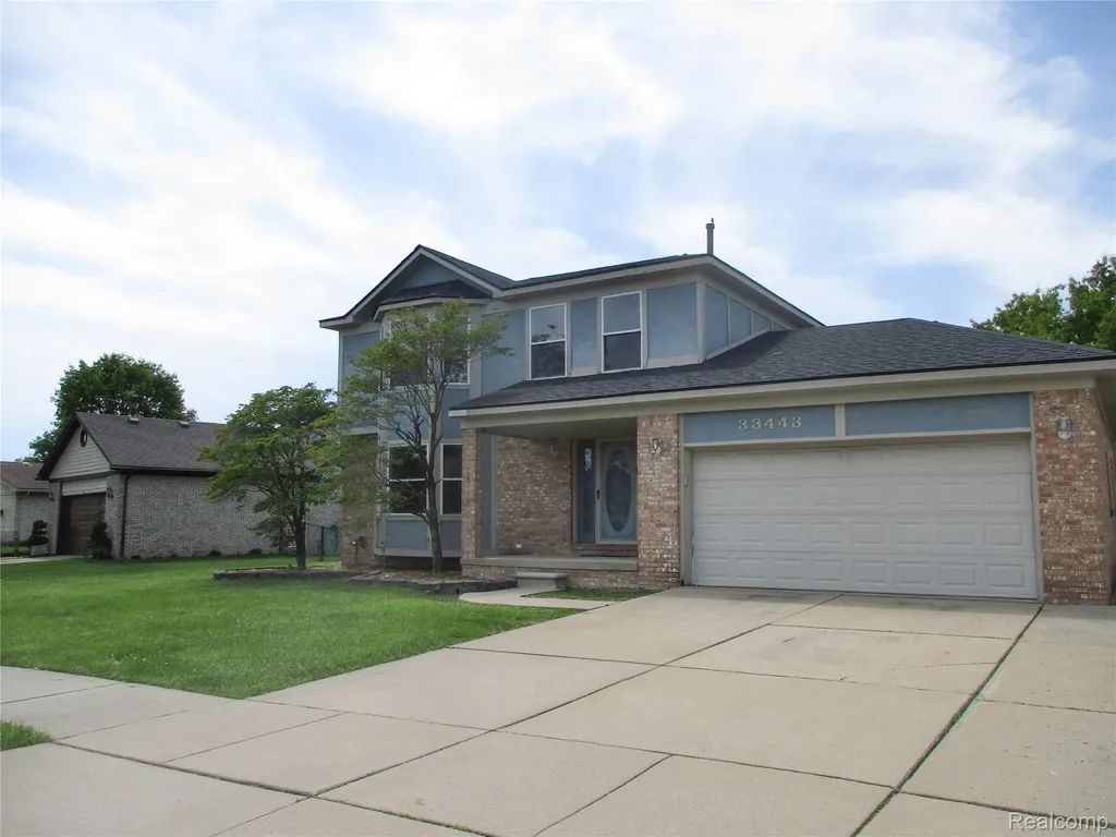 33443 Paoletti Fraser City MI 48026