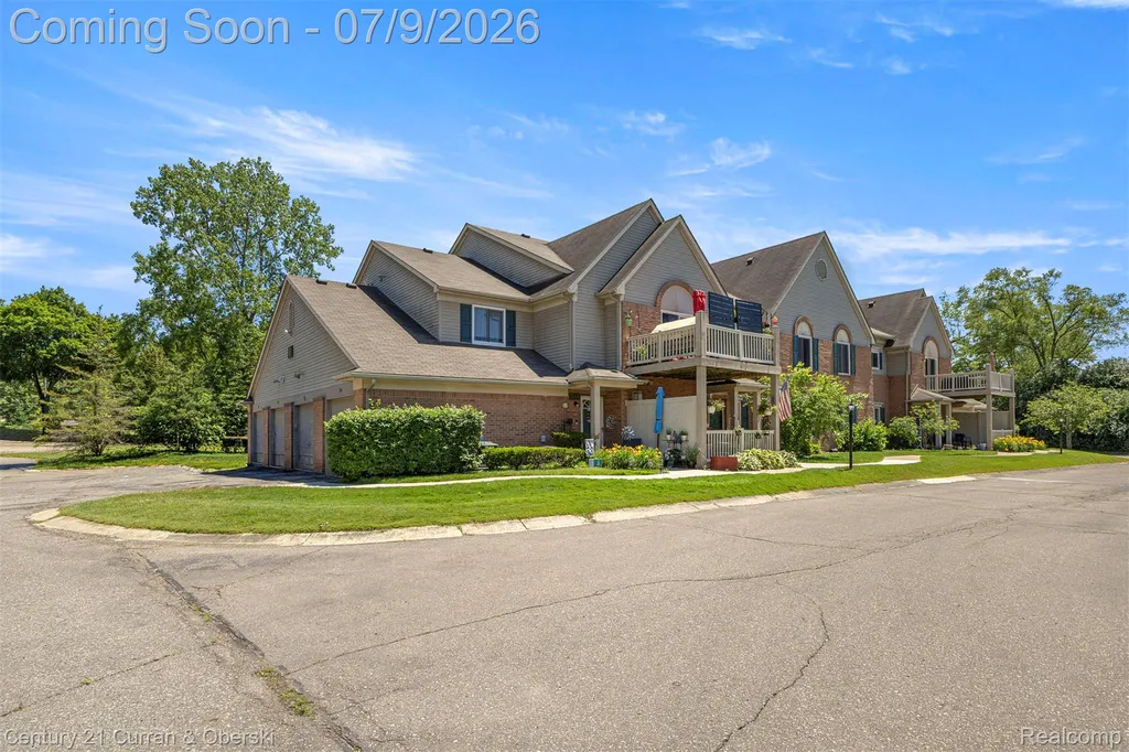 366 Marigold Circle Westland City MI 48185