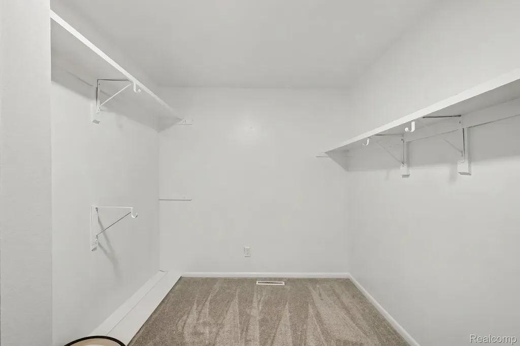 2056 Walden Court Flint Charter Township MI 48532