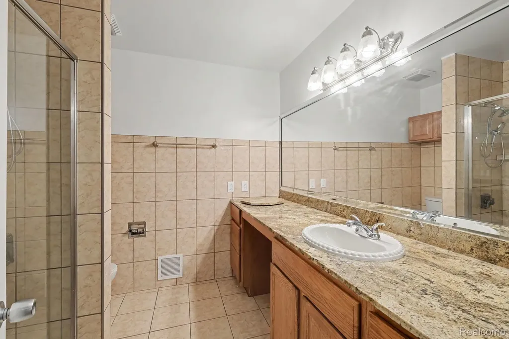 2056 Walden Court Flint Charter Township MI 48532
