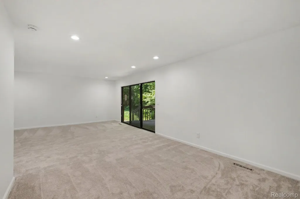 2056 Walden Court Flint Charter Township MI 48532