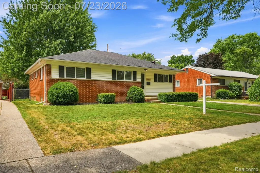8843 Headley Drive Sterling Heights City MI 48314