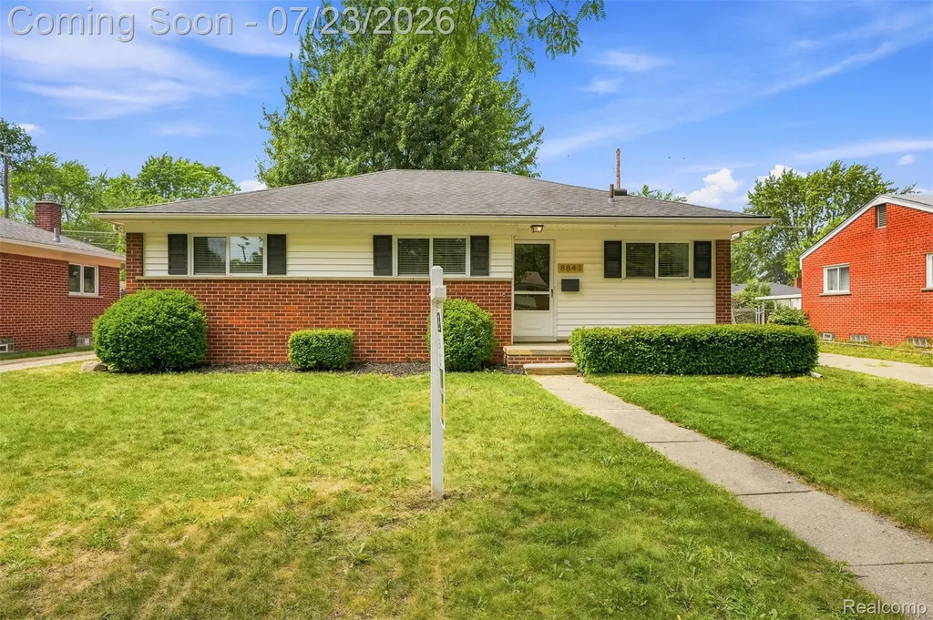 8843 Headley Drive Sterling Heights City MI 48314