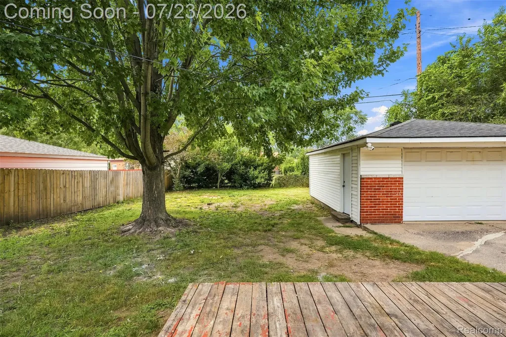 8843 Headley Drive Sterling Heights City MI 48314
