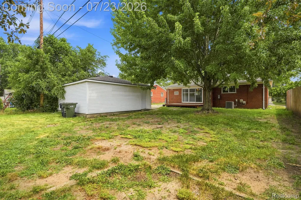 8843 Headley Drive Sterling Heights City MI 48314