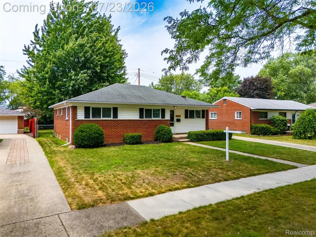 8843 Headley Drive Sterling Heights City MI 48314