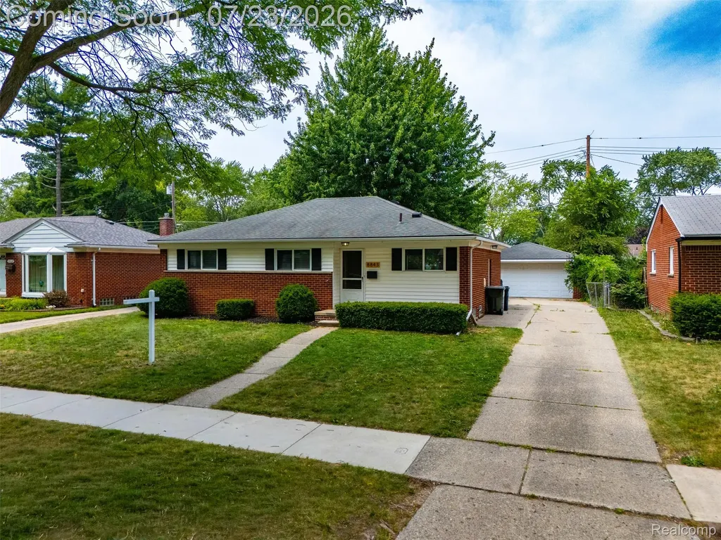 8843 Headley Drive Sterling Heights City MI 48314