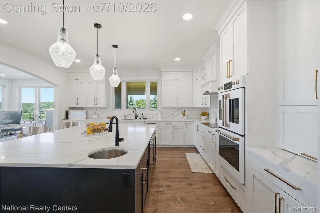3142 Holburn Court Oakland Charter Township MI 48363