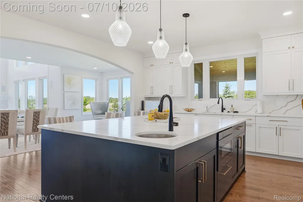3142 Holburn Court Oakland Charter Township MI 48363