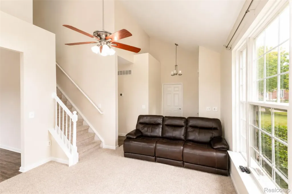 41544 Oconnor Lane Novi City MI 48377