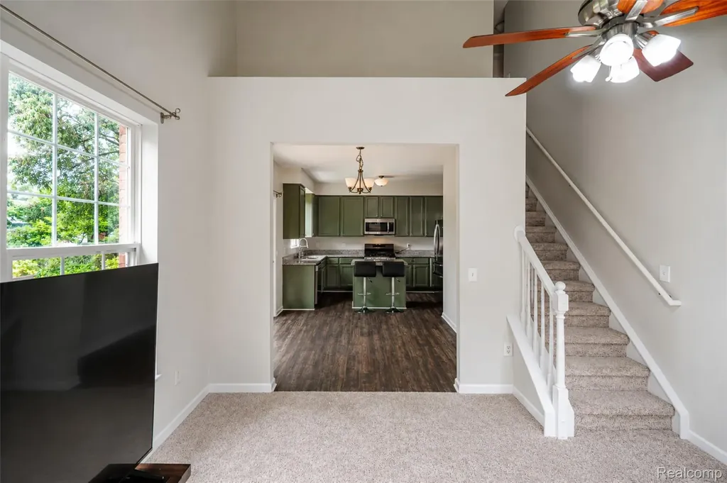 41544 Oconnor Lane Novi City MI 48377