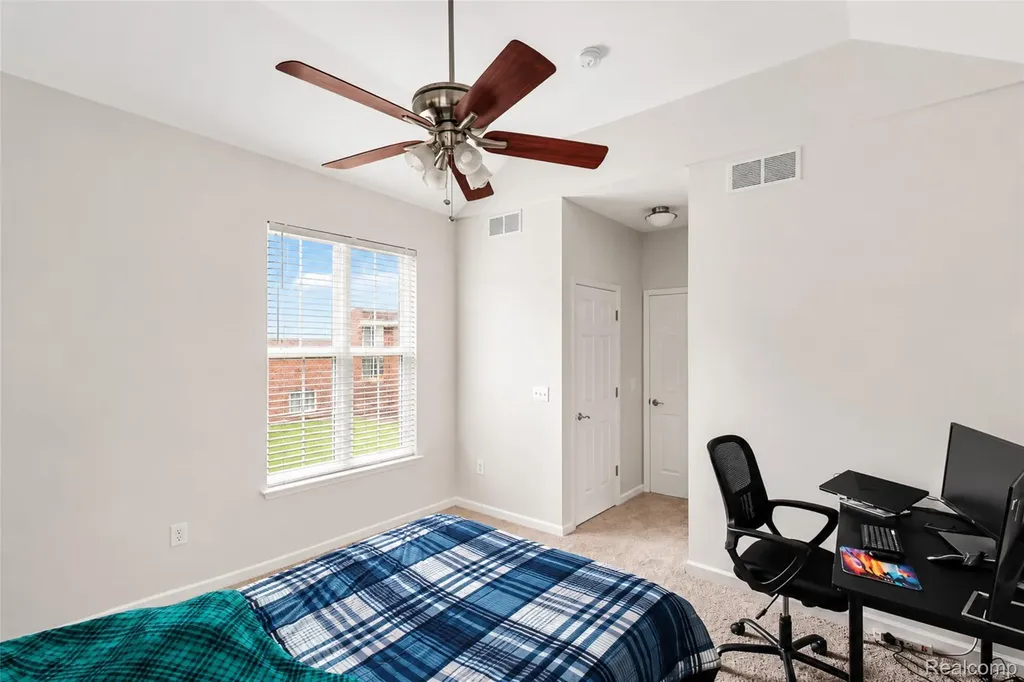 41544 Oconnor Lane Novi City MI 48377