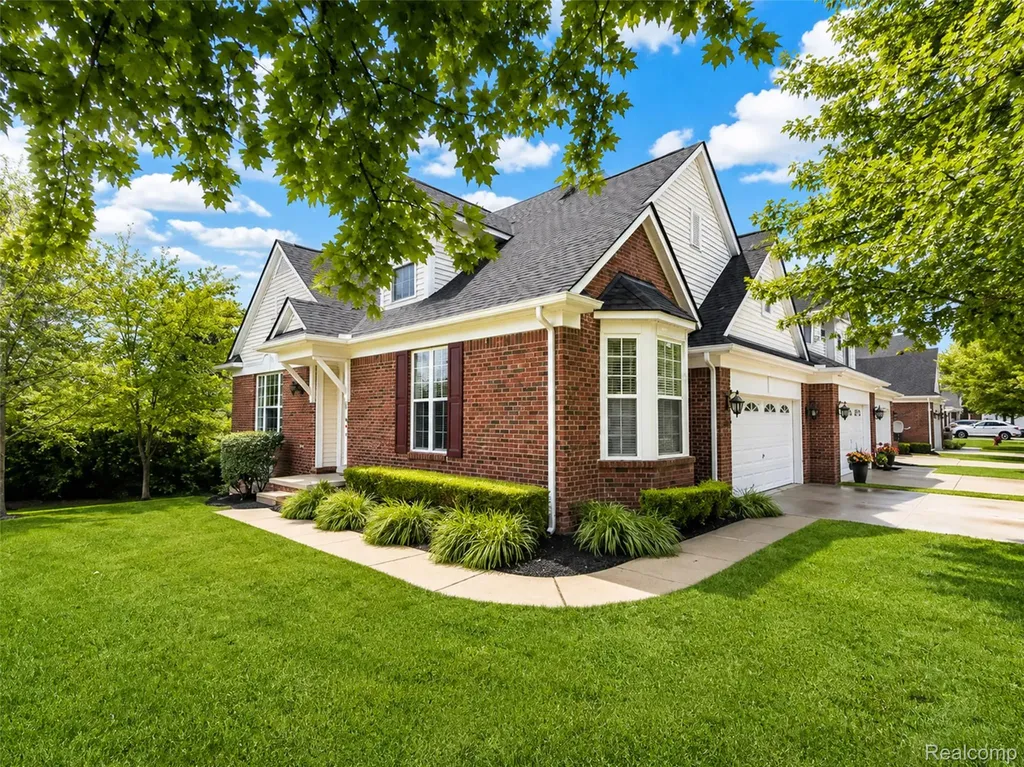 41544 Oconnor Lane Novi City MI 48377