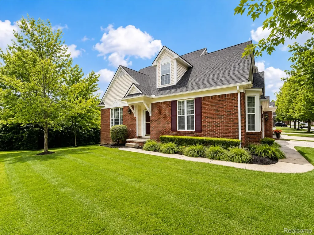 41544 Oconnor Lane Novi City MI 48377