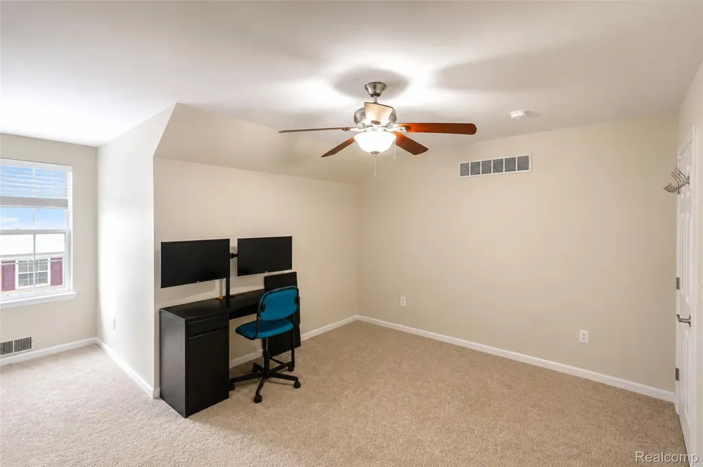 41544 Oconnor Lane Novi City MI 48377