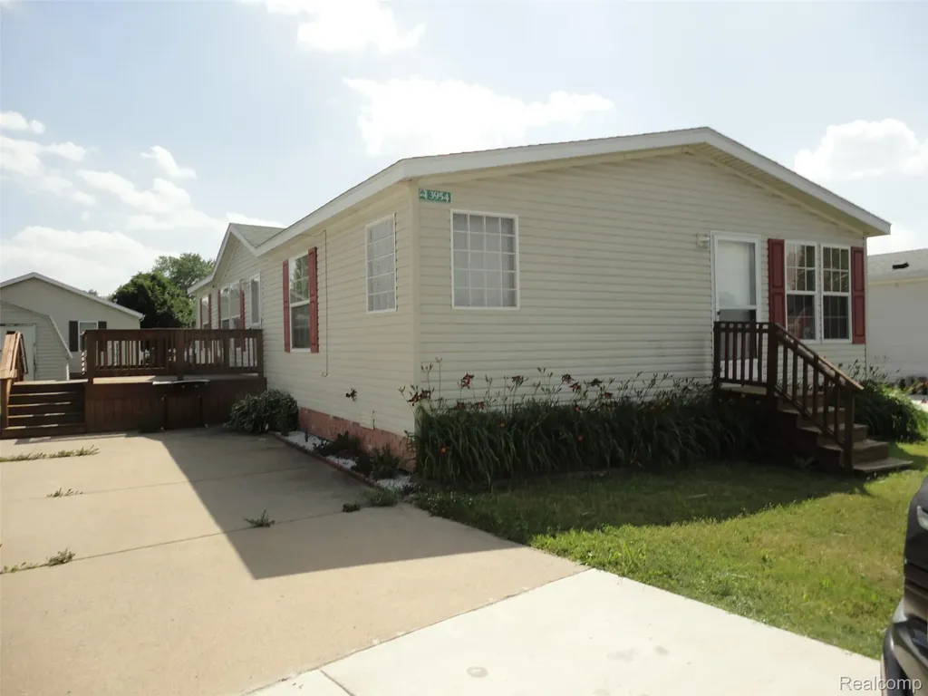 3954 Ryans Ridge Raisinville Township MI 48161