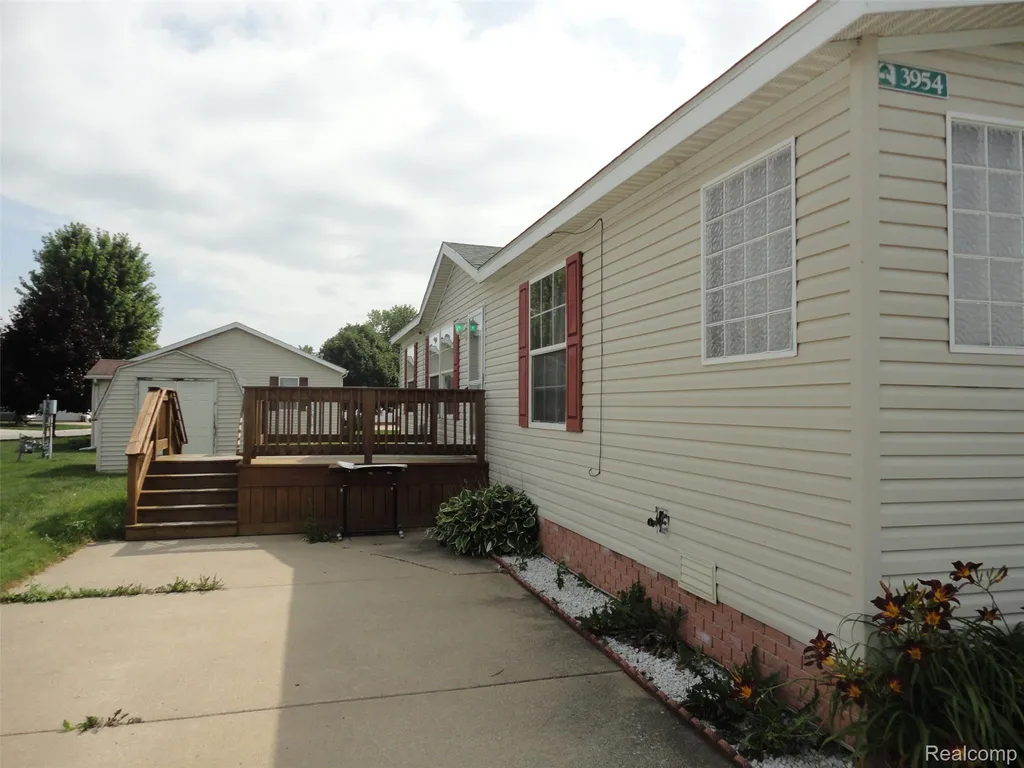 3954 Ryans Ridge Raisinville Township MI 48161