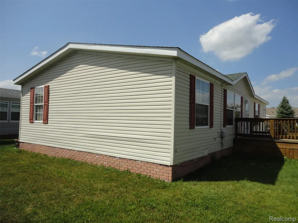 3954 Ryans Ridge Raisinville Township MI 48161