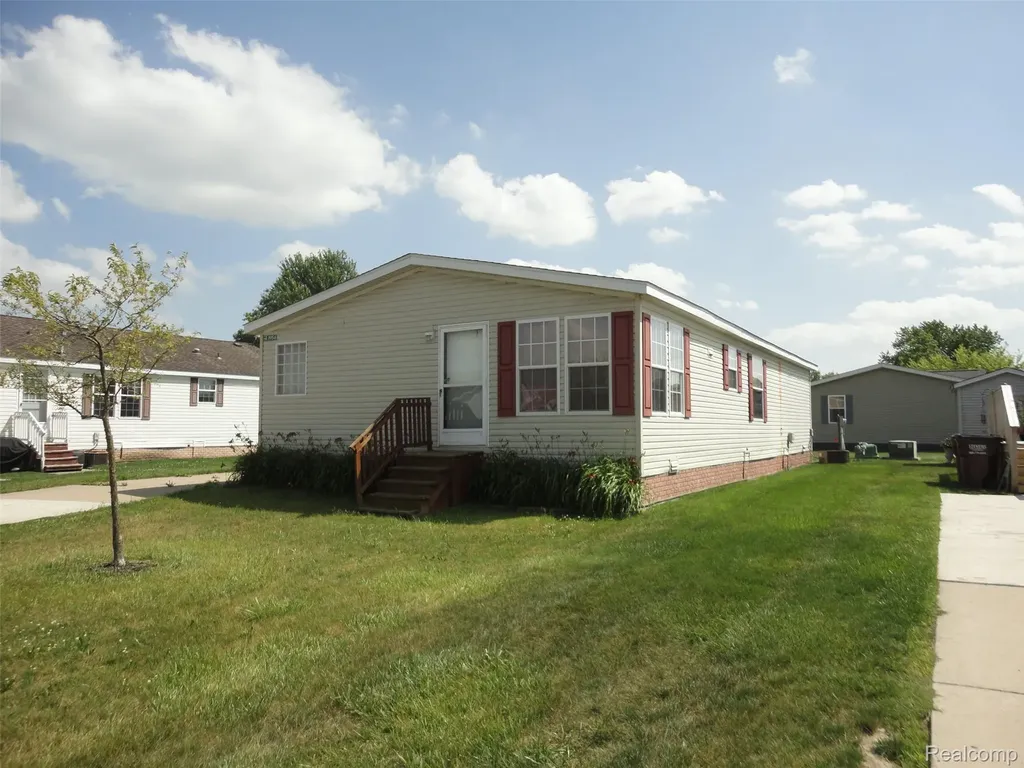 3954 Ryans Ridge Raisinville Township MI 48161