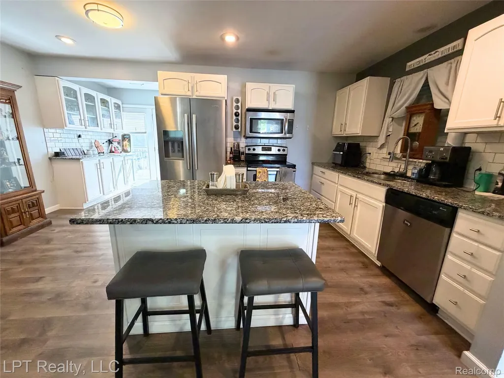 16301 Kennebec Street Southgate City MI 48195