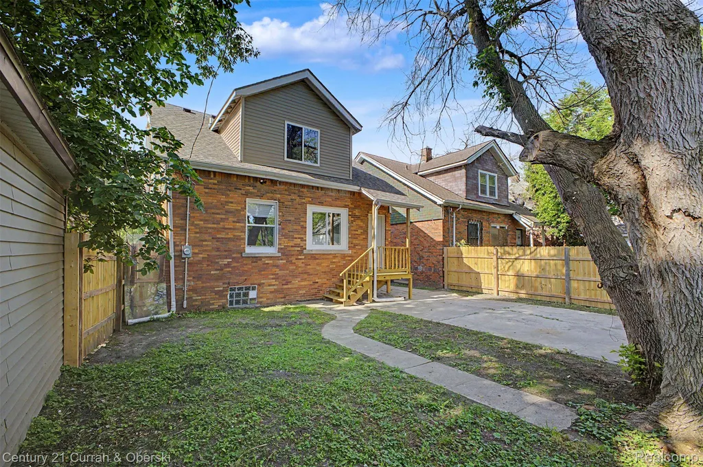 8111 E Hildale Street Detroit City MI 48234