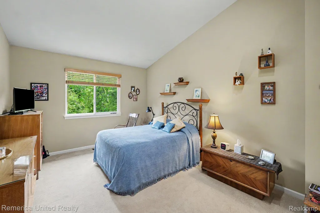214 Newberry Lane Marion Township MI 48843