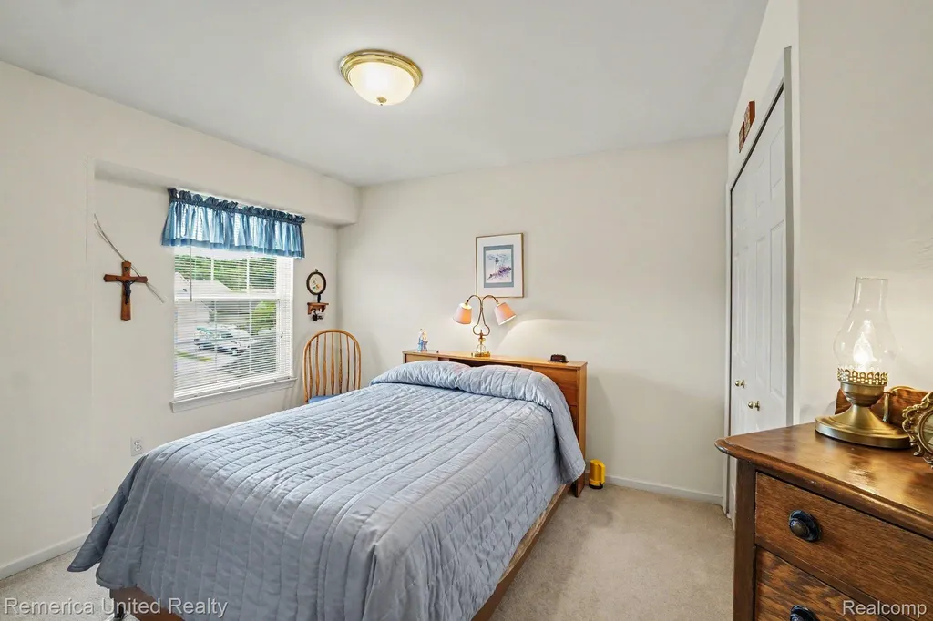 214 Newberry Lane Marion Township MI 48843