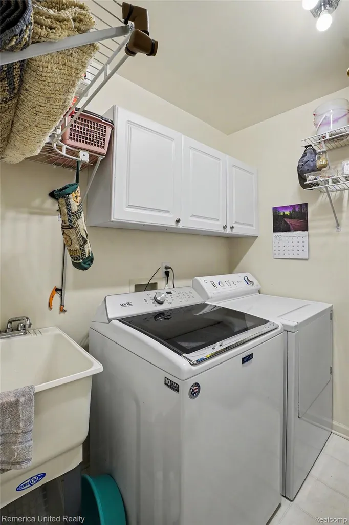 214 Newberry Lane Marion Township MI 48843