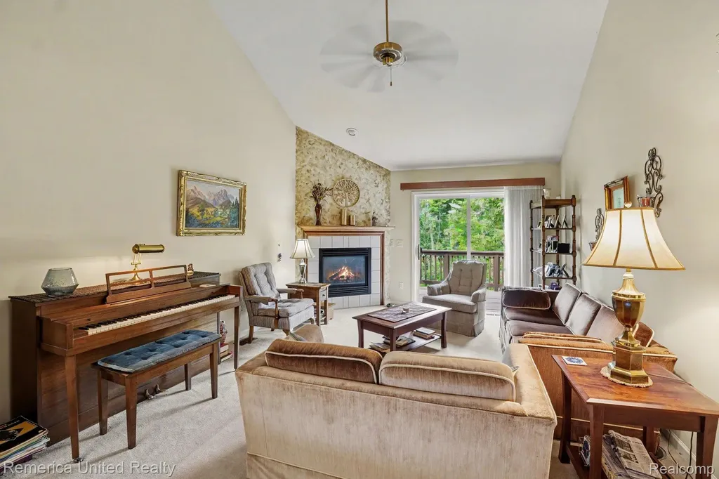 214 Newberry Lane Marion Township MI 48843