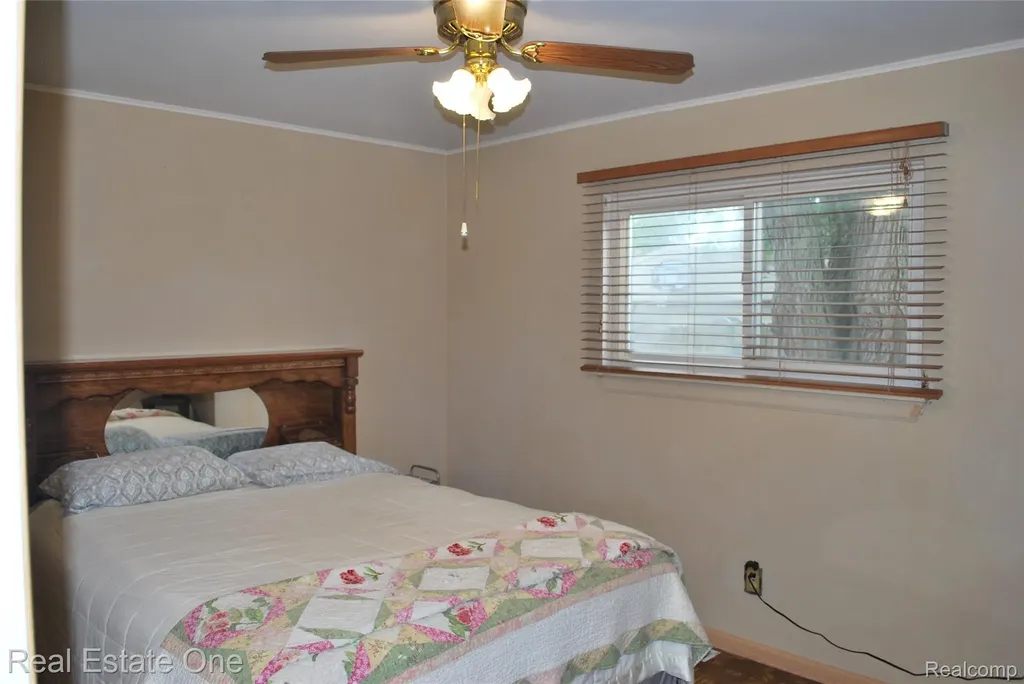 32759 Birchwood Street Westland City MI 48186