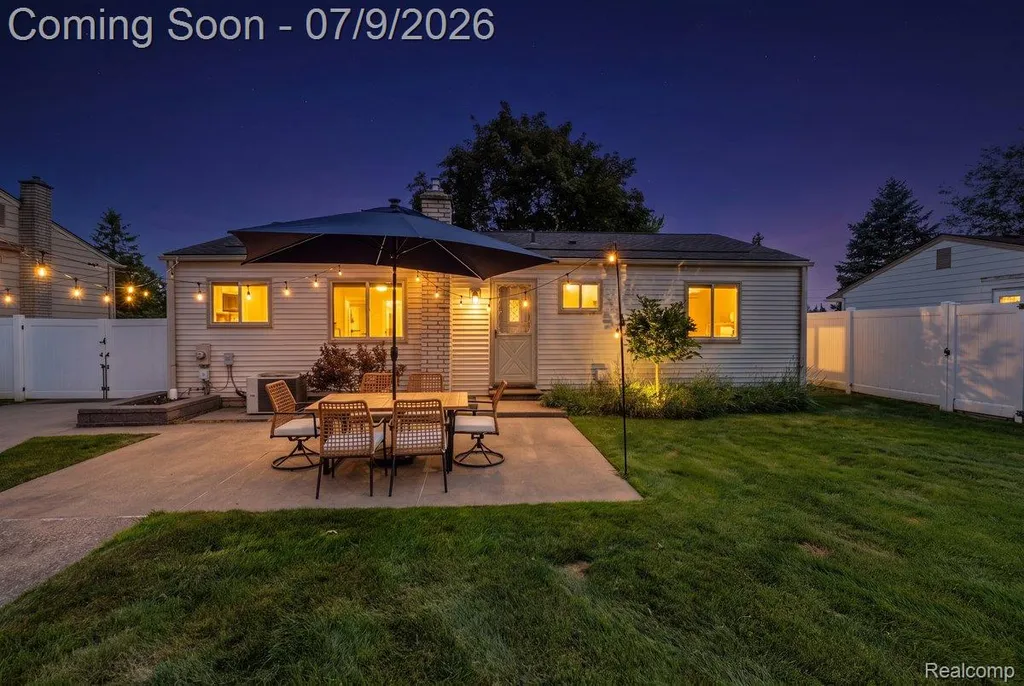 12359 Canal Road Sterling Heights City MI 48313